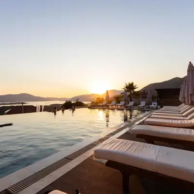 Royal Blue Resort & Residences