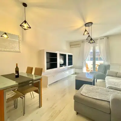 Family One bedroom apartment with Garden view