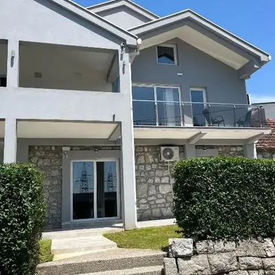 Cezar Apartment 3