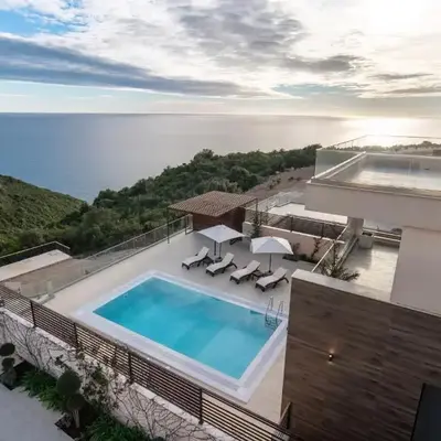 Villa Cape Montenegro on Cliffside