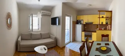 Gallery image of First line Apartment Petrovac in Petrovac na Moru