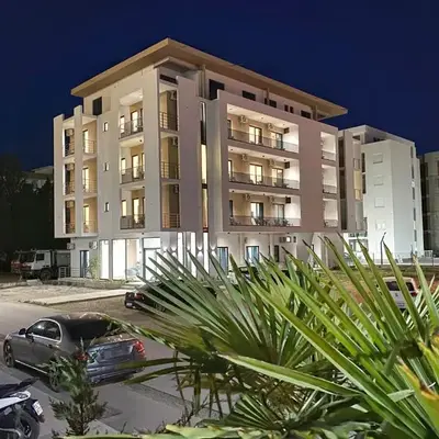 SUPREME Luxury HOTEL