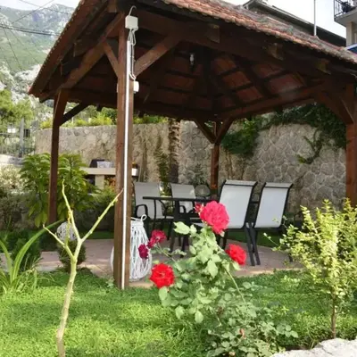 Villa Andrea Apartments with parking