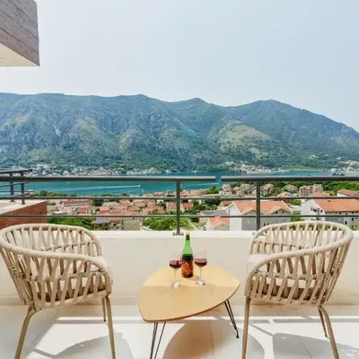 Horizon Bay with Sea View