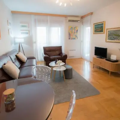 City Nest apartment