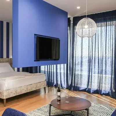 Status-M Apartments WOW