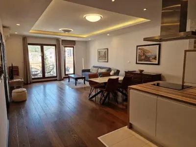 Gallery image of SkyAprt77m Jacuzzi in Budva