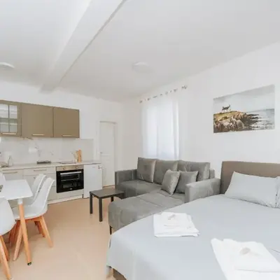 Apartments Milivojevic