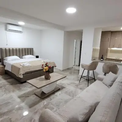 Montenegro Apartments Phoenix With Pool