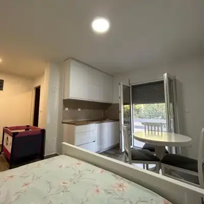 NNL Apartments