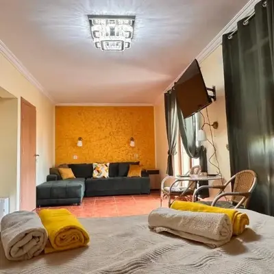Villa M