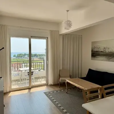 Deluxe Apartment with Balcony and Sea View