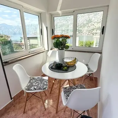 Apartment Melody