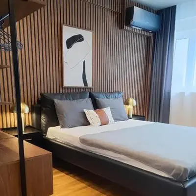 Elegant Apartment with Urban Charm