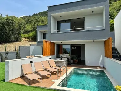 Gallery image of Vila sa Sopstvenim Bazenom 2 in Kavač