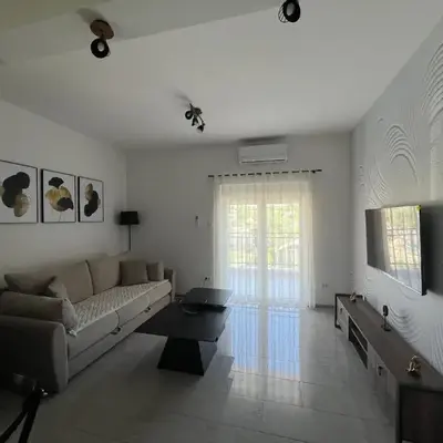DIS LUX Apartments