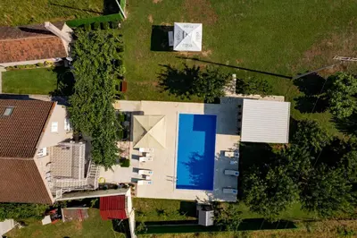 an overhead view of a house with a swimming pool at Stefhouse in Mojanovići
