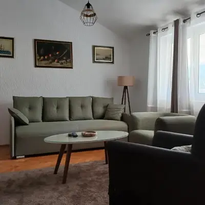 Apartment Icemoon