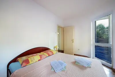 Gallery image of Yellow Apartment in Sveti Stefan