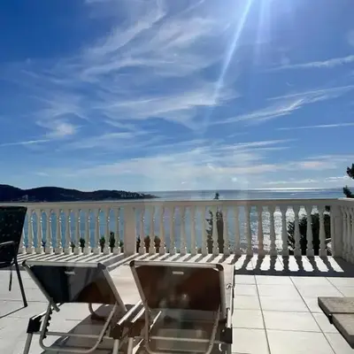 Villa Luna Blue