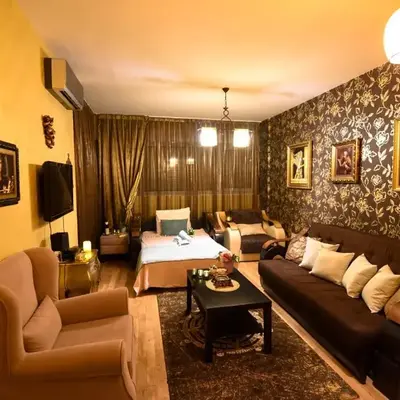 Apartment Godfather