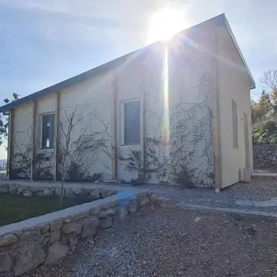 Sunrise Lodge