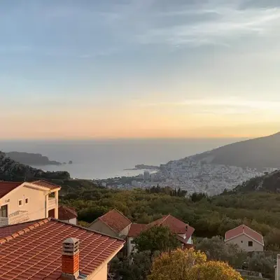 Marcovici mountain breeze
