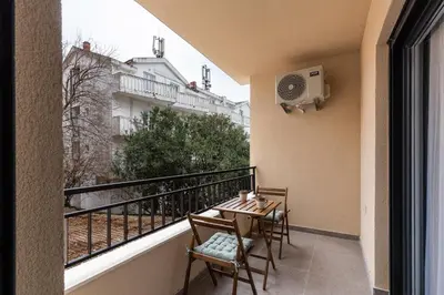 Gallery image of Warm-colored stylish apartment in Budva