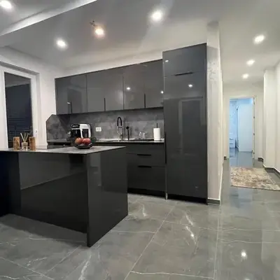 Skyline View Apartment