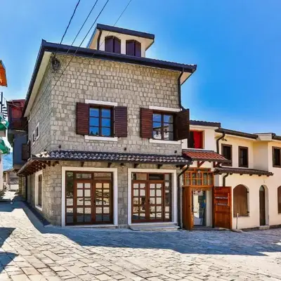 Olea Apartments