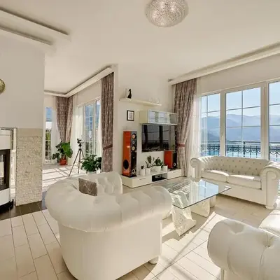 Villa Sofiia with panoramic views of the old town
