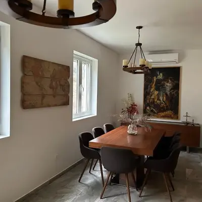 Enyana Family Apartment