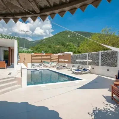 Villa D Apartments
