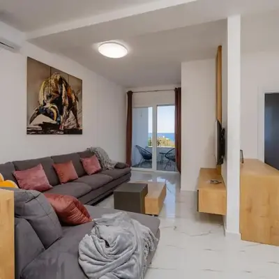 Aurora Apartments