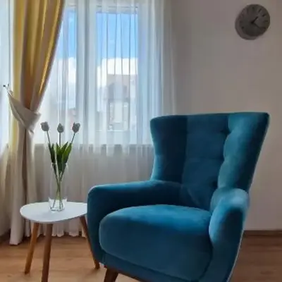 Apartment 086