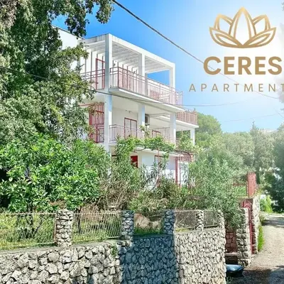 Ceres Apartments