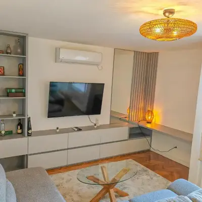Apartman Petar-Spacious Friendly Stay in the Heart of Budva