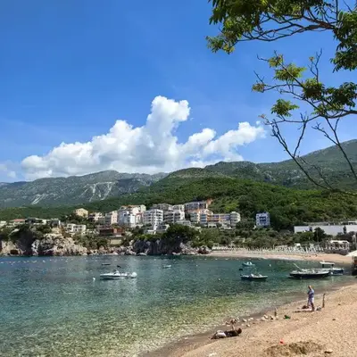 Azure Horizon Pržno
