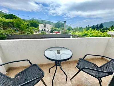 Gallery image of B&M Holiday Rooms in Podlastva