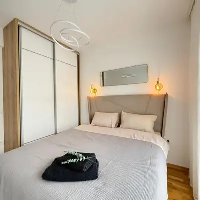 Modern flat 5 Min to Beach