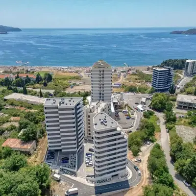 Twin Towers LT Luxury