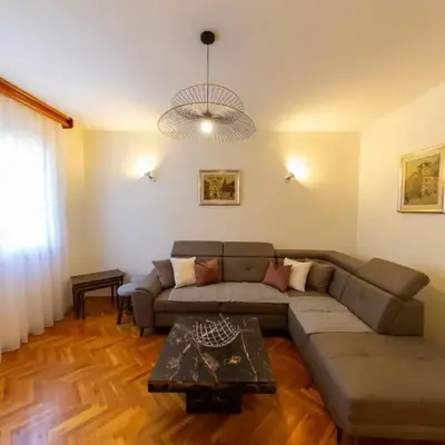 KENOVA Apartment