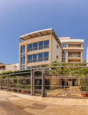 Gallery image of Apart Hotel S Lux in Bar