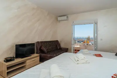 Gallery image of Apart Hotel S Lux in Bar