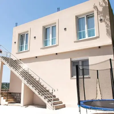 Konzul apartment