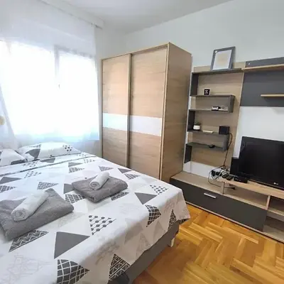 Apartment 365