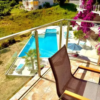 Sunny Hills Apartment