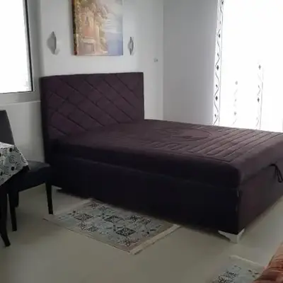 Apartment 7
