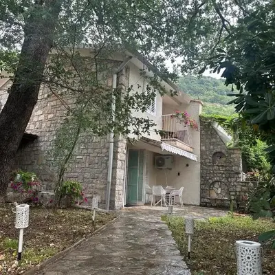 Iskra house - Perazica Do