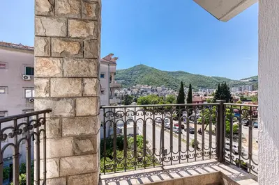 Gallery image of Sunny City Centre Suite in Budva